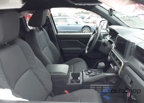 2024 Toyota Tacoma Sr 2Wd z USA, uszkodzony, nr VIN 3TYJDAHN4RT013010